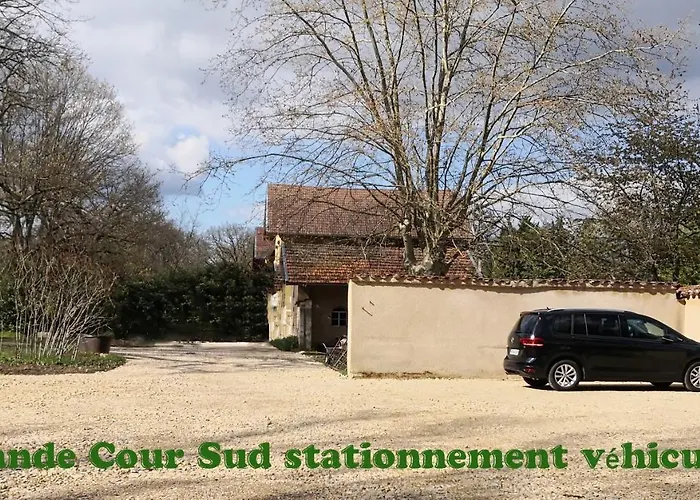 Aux Domaines D'automne Peronnas